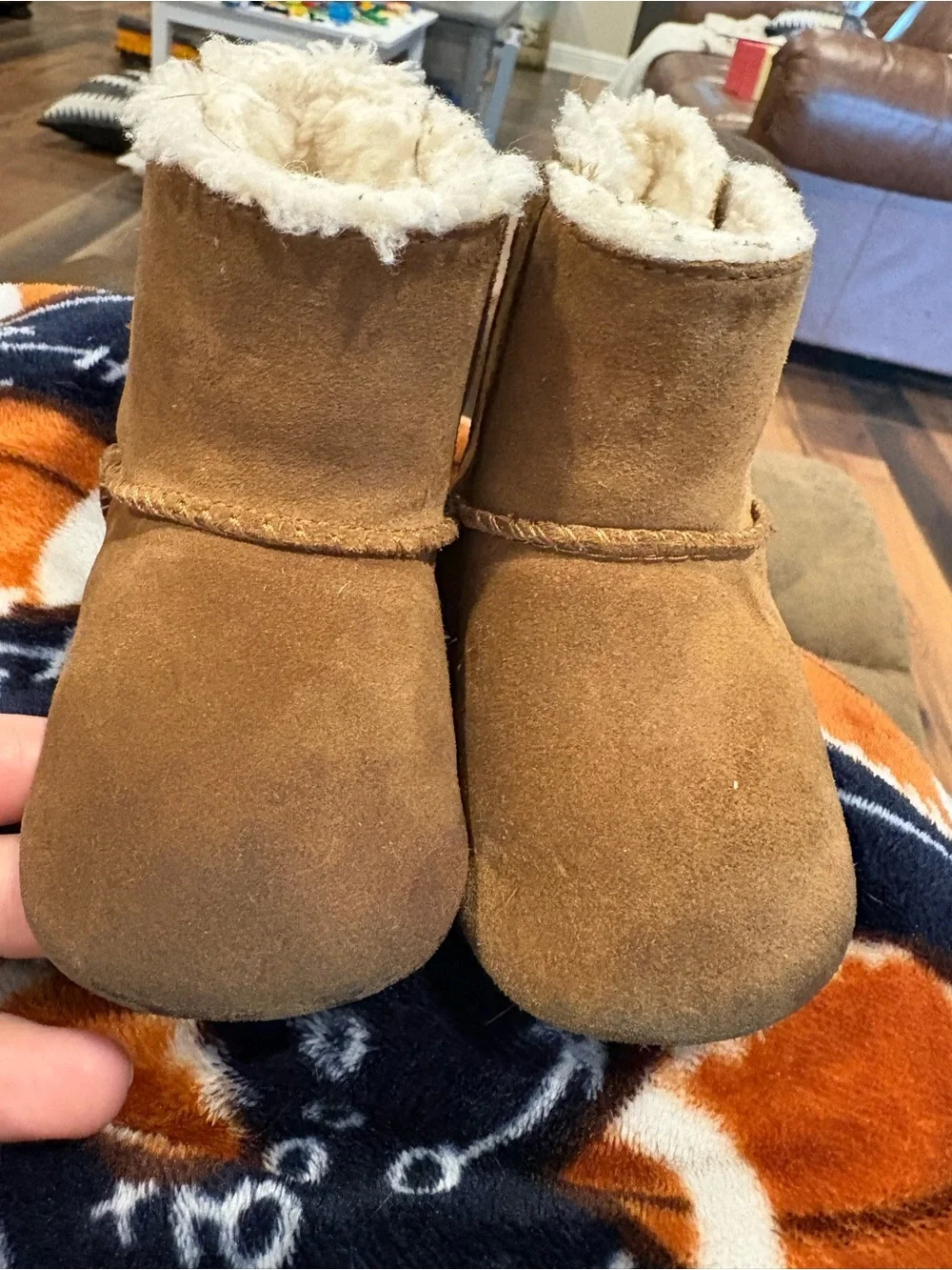 UGG Toddlers' Chestnut Suede Bow Boots